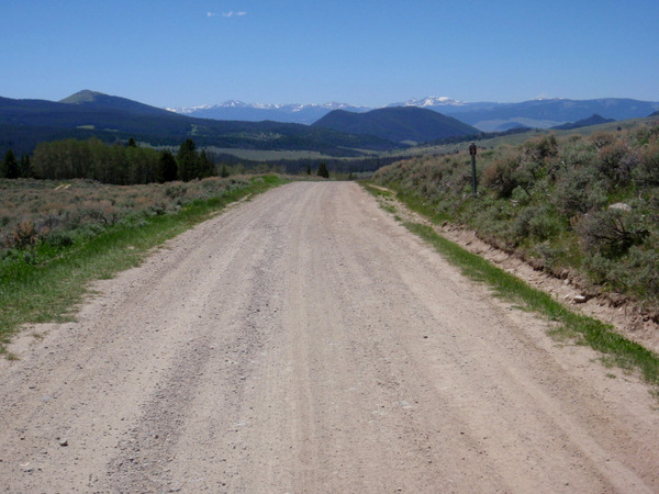 Views from just over the crest of Continental Divide Crossing #5 on the GDMBR.
